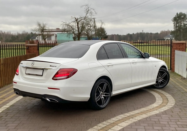 Mercedes-Benz Klasa E cena 169900 przebieg: 106000, rok produkcji 2018 z Żuromin małe 352